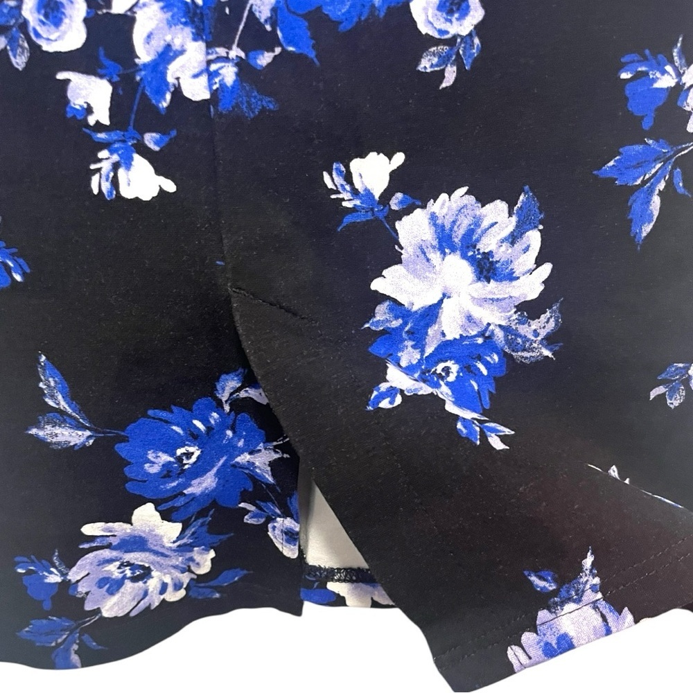 Torrid Black and Purple Floral Premium Ponte Pencil Skirt - Picture 5 of 9